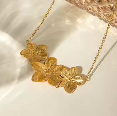 Golden lure
